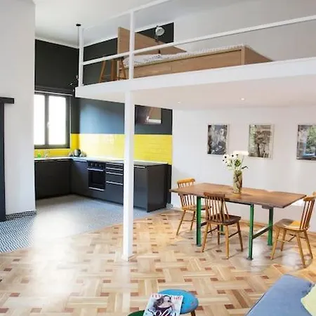 Bright Artist Loft W Terrace * Budapest