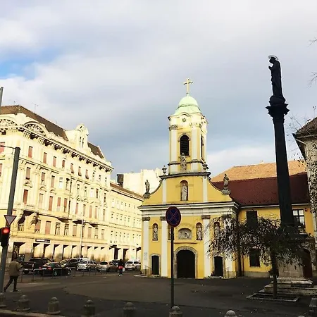 Bright Artist Loft W Terrace Lägenhet Budapest