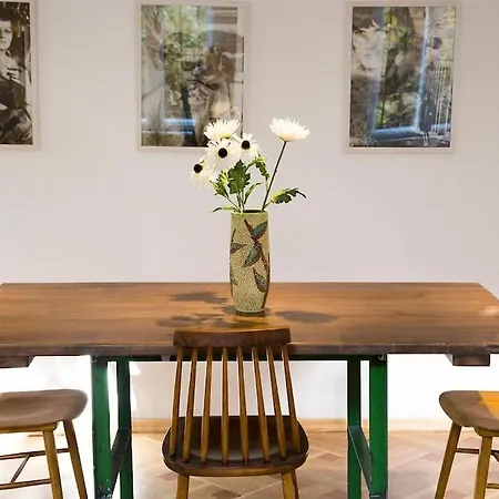 Bright Artist Loft W Terrace