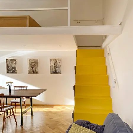 דירה Bright Artist Loft W Terrace