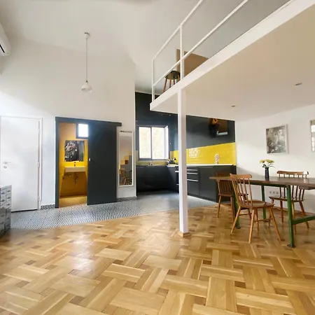 דירה Bright Artist Loft W Terrace